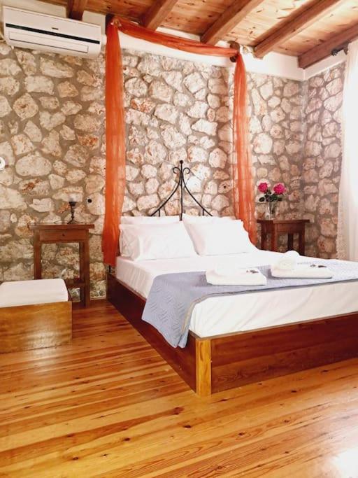 Rustic Retreat in Kefalonia Argostolion Exterior foto